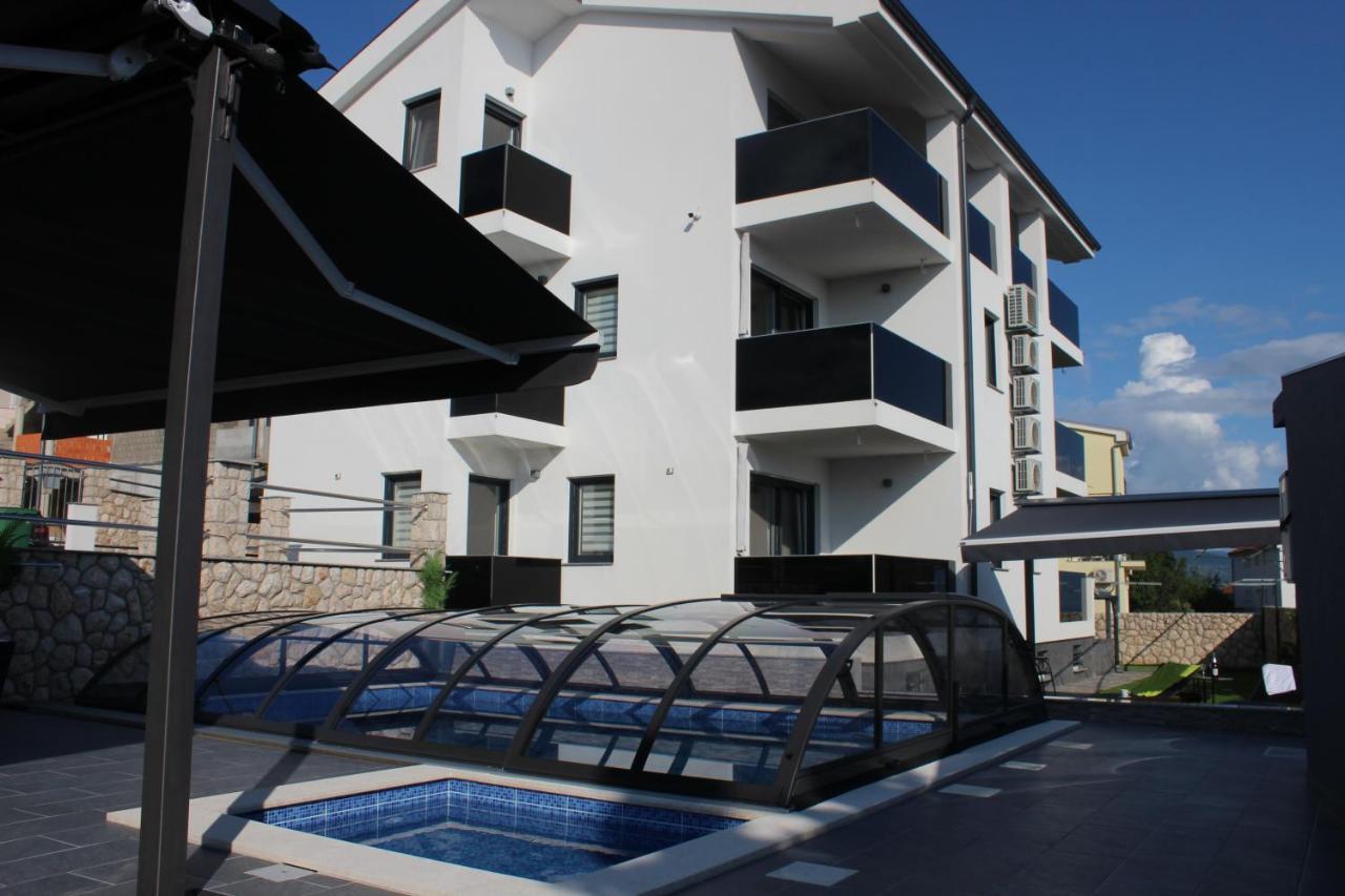 Villa Buba **** Novi Vinodolski Exterior photo