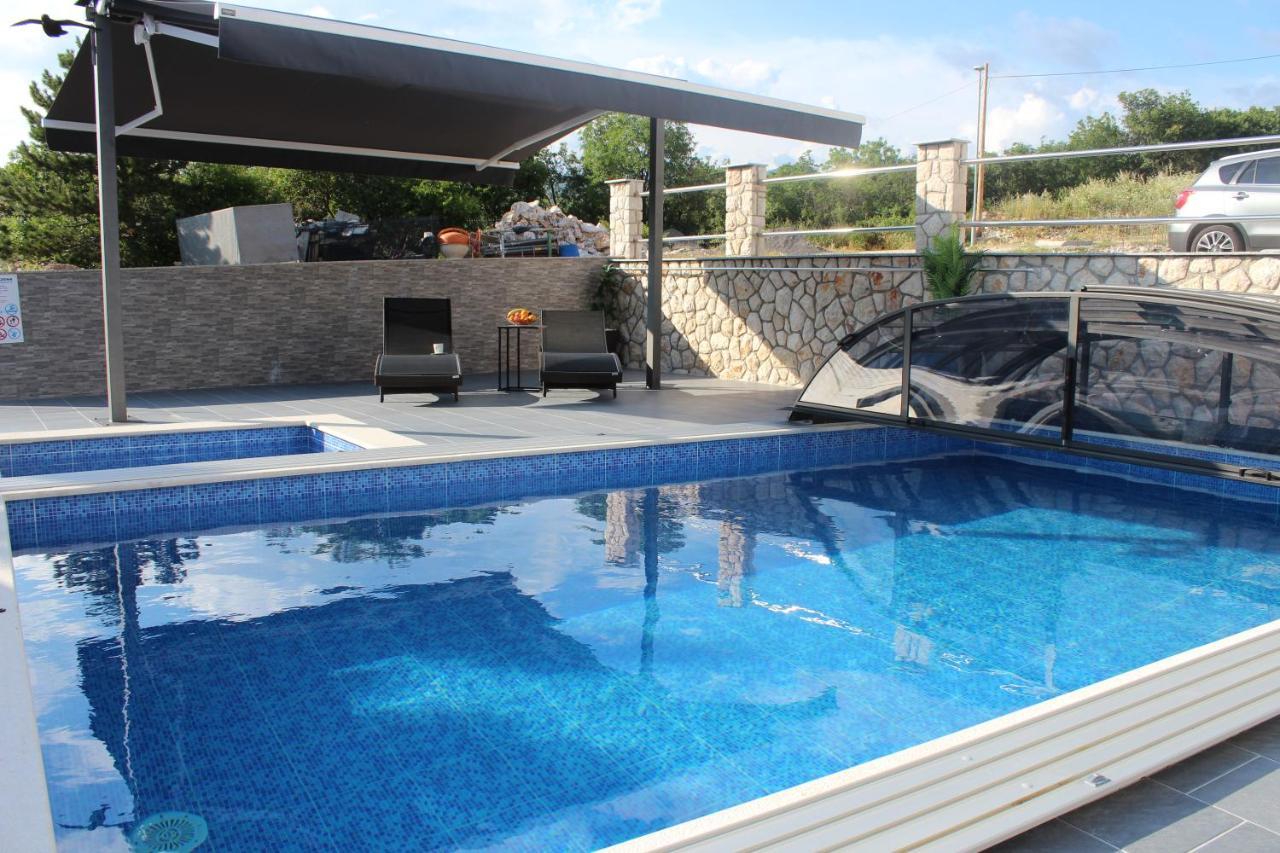 Villa Buba **** Novi Vinodolski Exterior photo