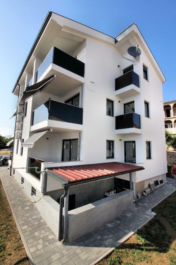 Villa Buba **** Novi Vinodolski Exterior photo
